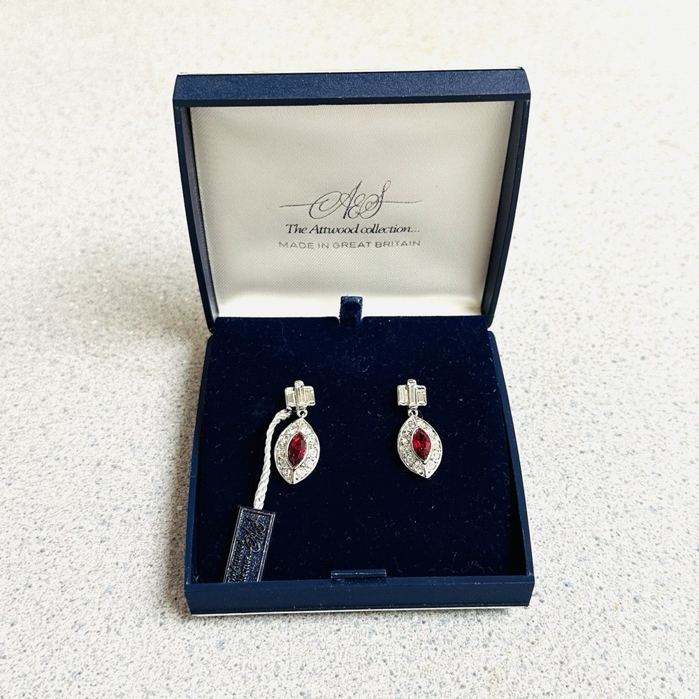 VTG The Attwood Collection Sawyer Great Britain Red Crystals Dangle Earrings 1"